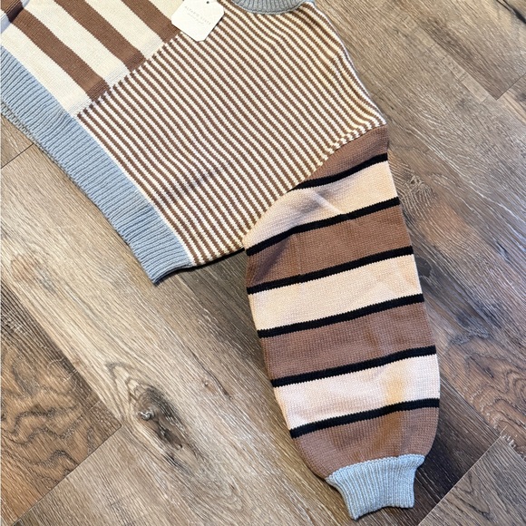 Altar’d State Sweater - Picture 2 of 5